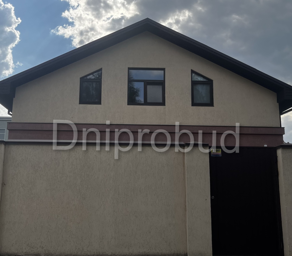 Котедж мансардного типу на пр. Науки (вул. Баха)