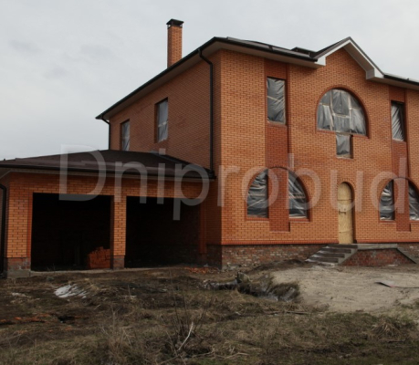 Великий будинок з гаражем на 2 авто в с. Сажівка