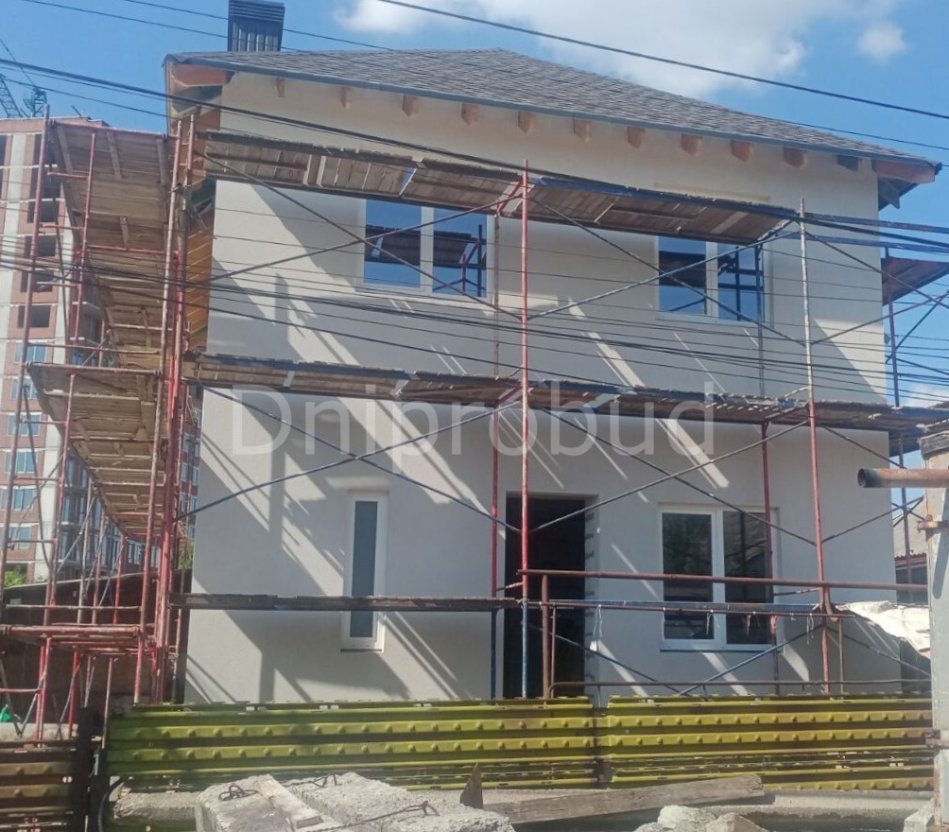 Двоповерховий будинок на вул. Стара Пристань (Перемога)