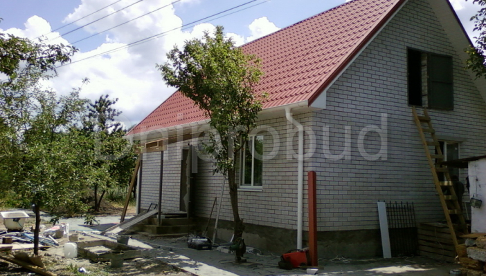 Дача на берегу реки в с. Николаевка Днепропетровской обл.