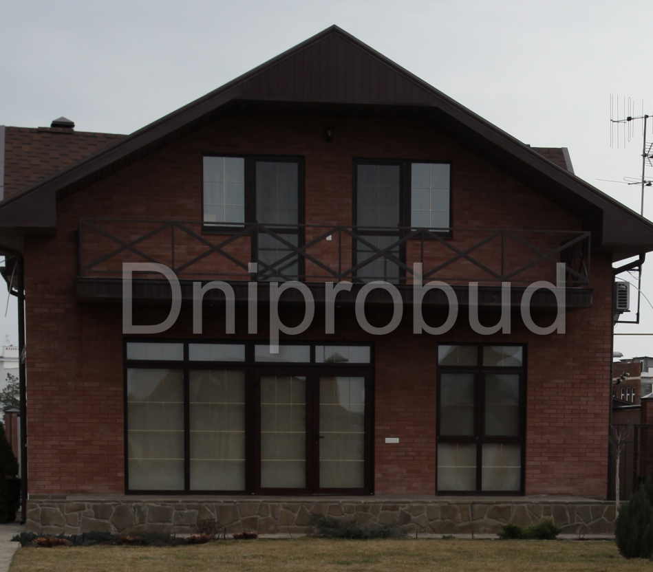 Садиба на березі річки в с. Піщанка