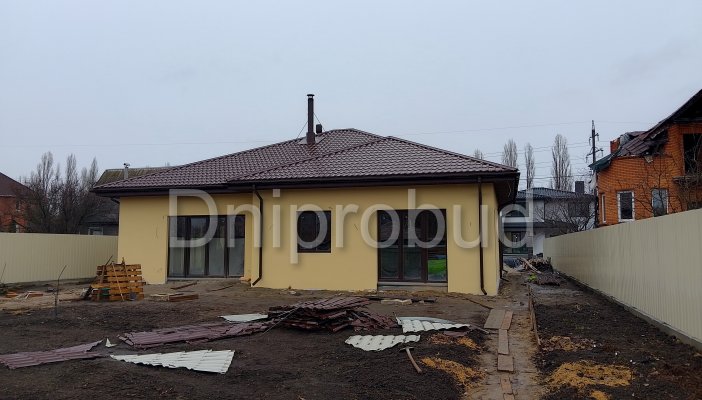 Одноповерховий будинок з великим гаражем (Оболонь)