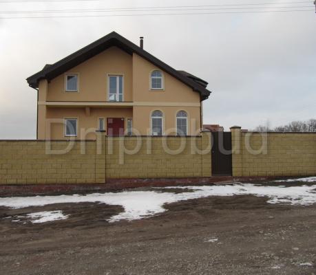 Будинок з цокольним поверхом в с. Любимівка (вул. Квіткова)